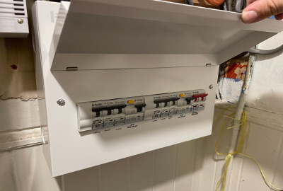 eicr_gla1 Electrician East End Glasgow